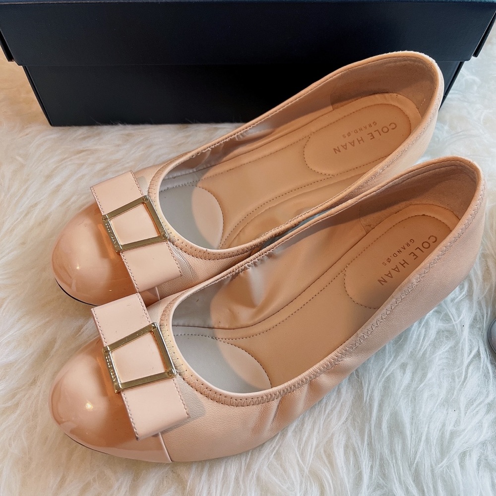 ***Closet Clearance***Cole Haan Wedge